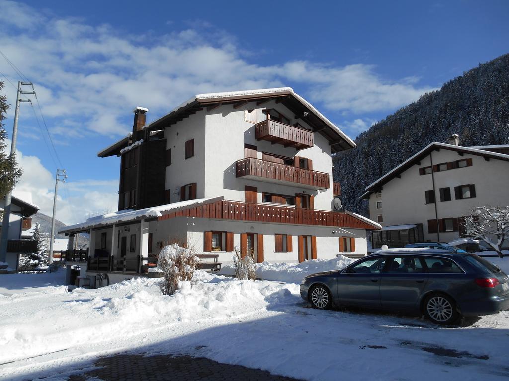 Apartamento Casa Federica Isolaccia Exterior foto